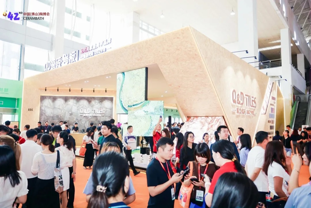 42 屆中國（佛山）陶博會迎來大批客商.jpg