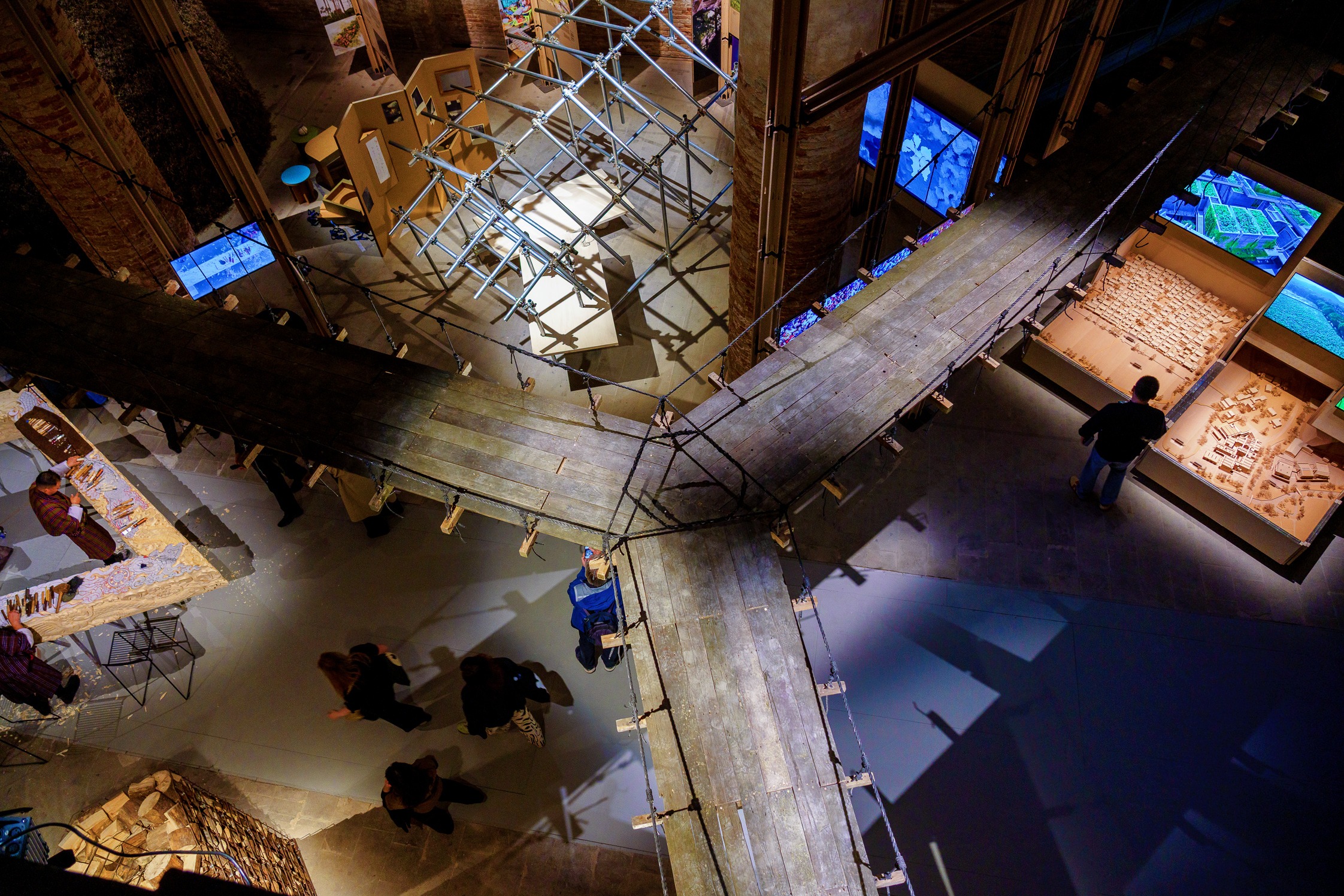 3、威尼斯國(guó)際建築雙年展官方現(xiàn)場(chǎng)圖：AVZ Photo by Andrea Avezzù_Courtesy La Biennale di Venezia-2501.jpg