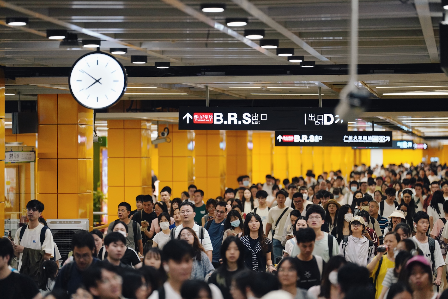 廣州地鐵客流 袁彥昌攝.jpg