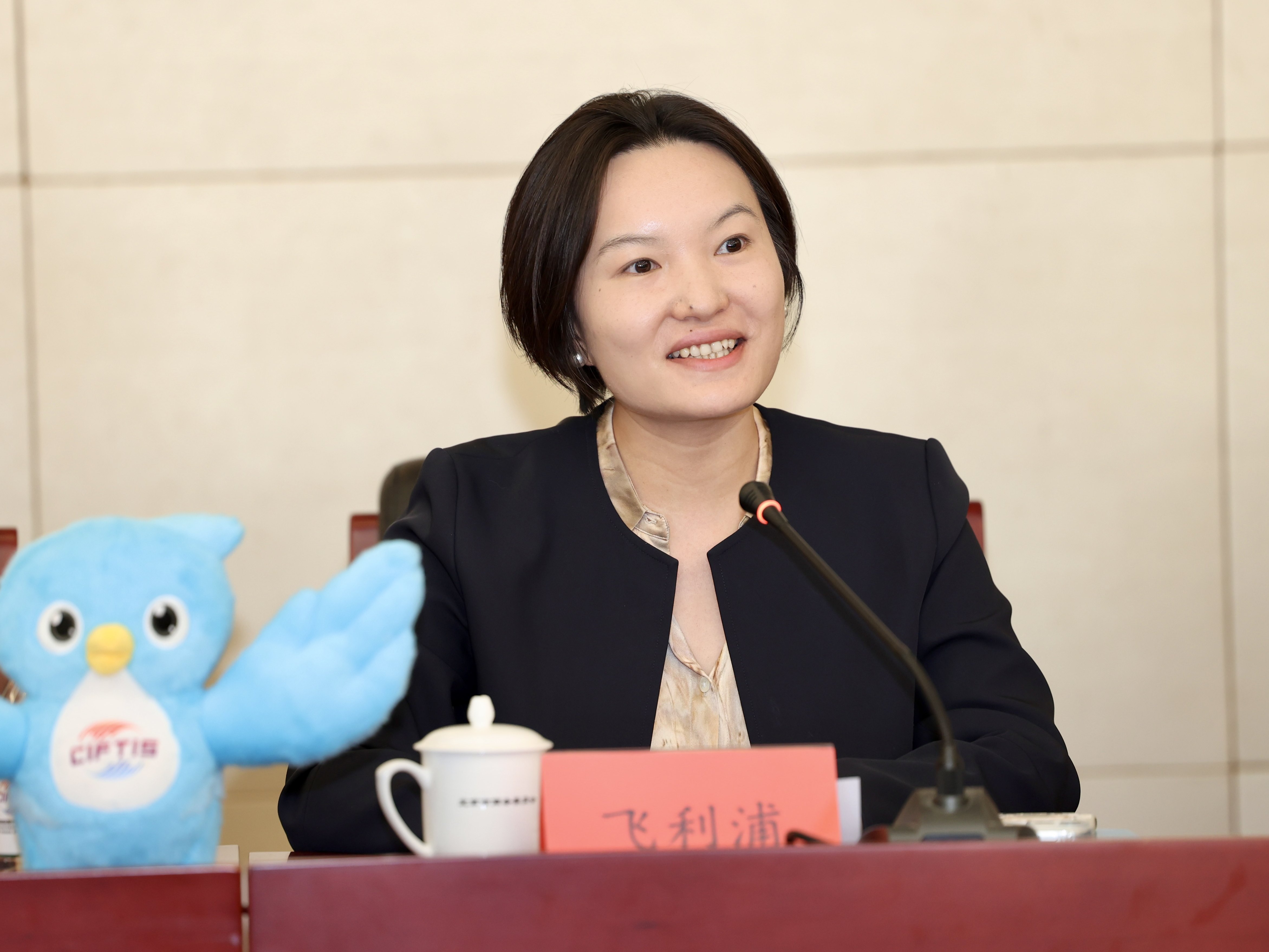 圖片5：飛利浦大中華區(qū)品牌與傳播部負責(zé)人張瑞丹發(fā)言.jpg