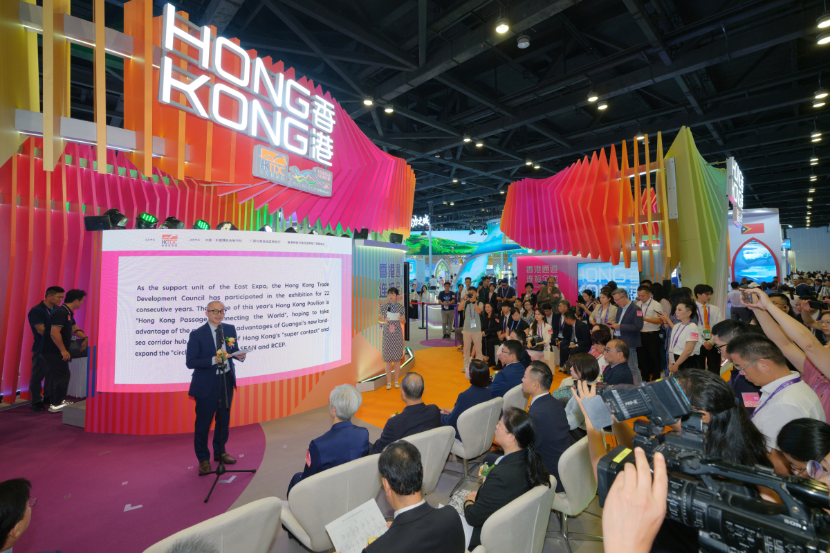 2、香港—廣西—RCEP交流會(huì)現(xiàn)場(chǎng)，香港貿(mào)發(fā)局華南首席代表黃天偉致辭（主辦方供圖）.jpg