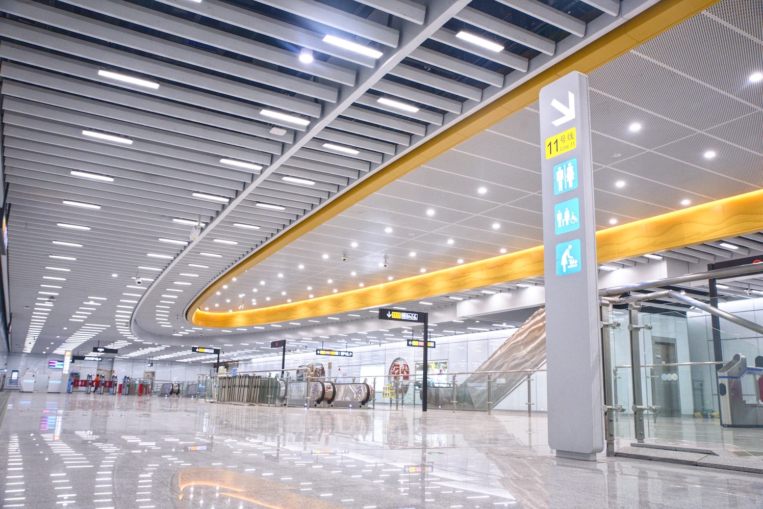 十一號線廣州東站 楊健攝.jpg