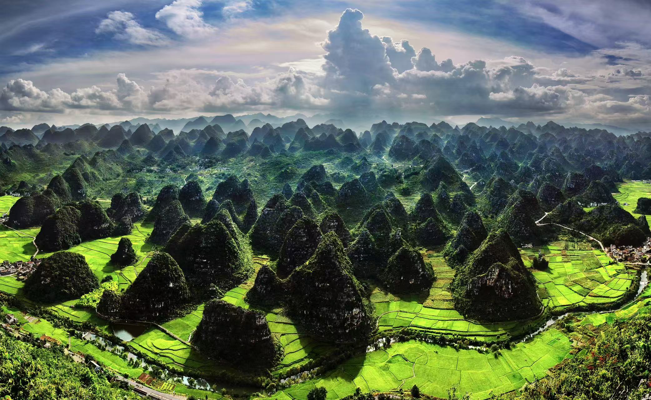 圖3:萬峰林 蔣挺 攝.jpg