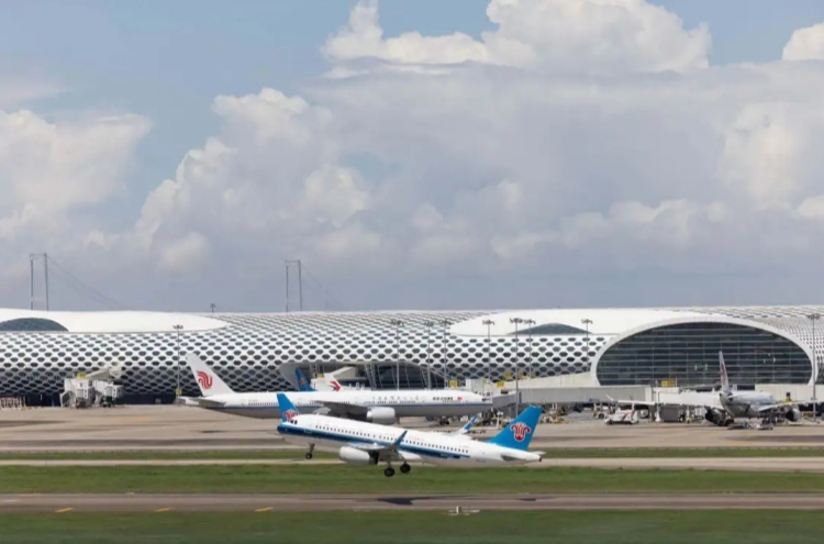 深圳寶安國(guó)際機(jī)場(chǎng)2。圖源 深圳市航空業(yè)協(xié)會(huì)_副本.jpg