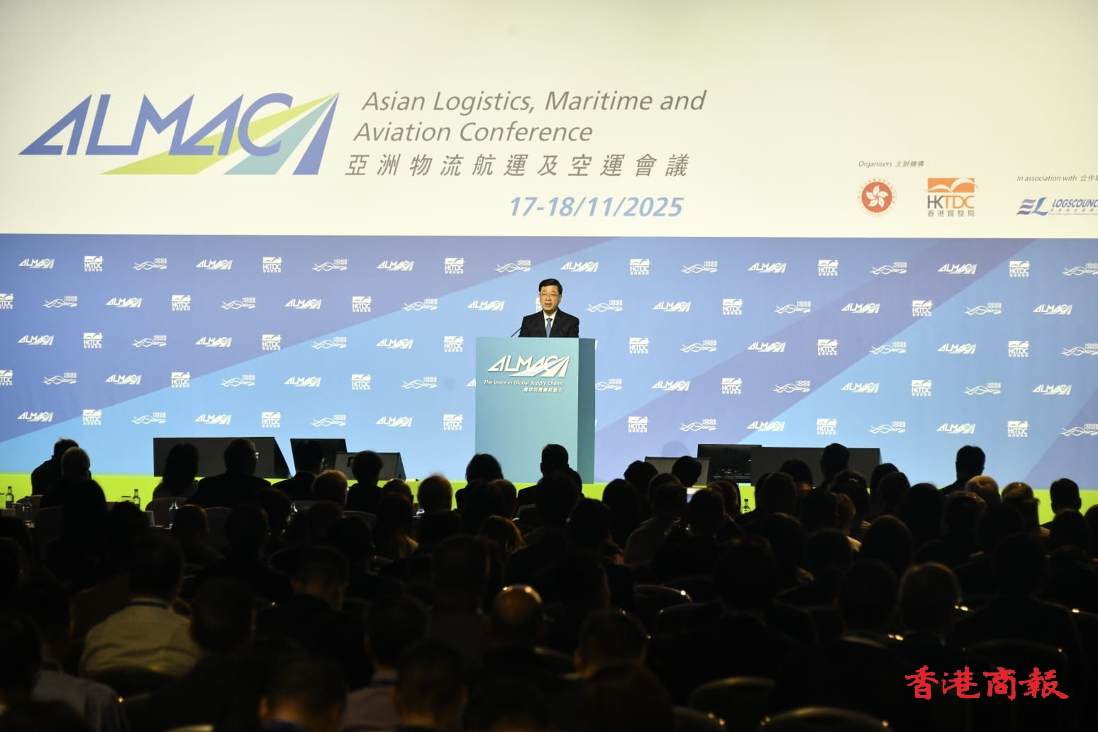 WhatsApp Image 2025-11-17 at 15.39.52 (2).jpeg